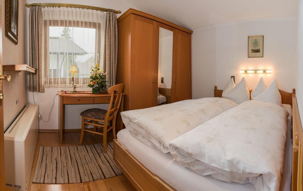 سيفيلد ان تيرول Kreuzhof Seefeld الغرفة الصورة