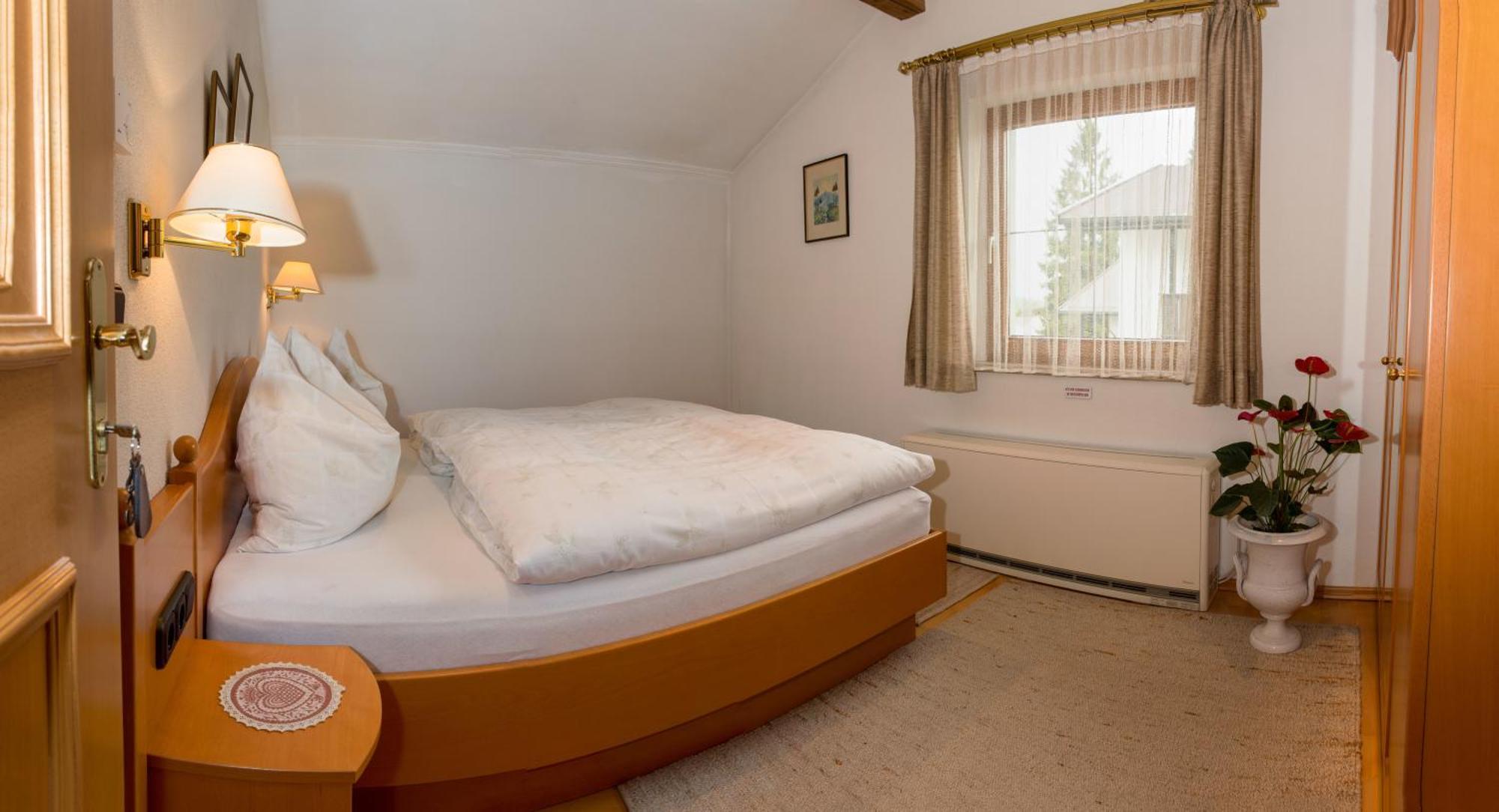 سيفيلد ان تيرول Kreuzhof Seefeld الغرفة الصورة